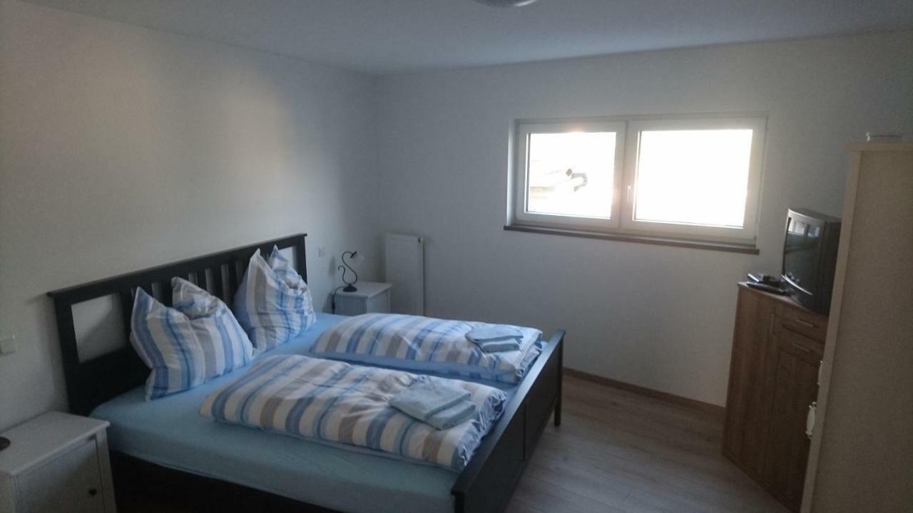 Weingut Edwin Pauly Apartamento Palzem Exterior foto